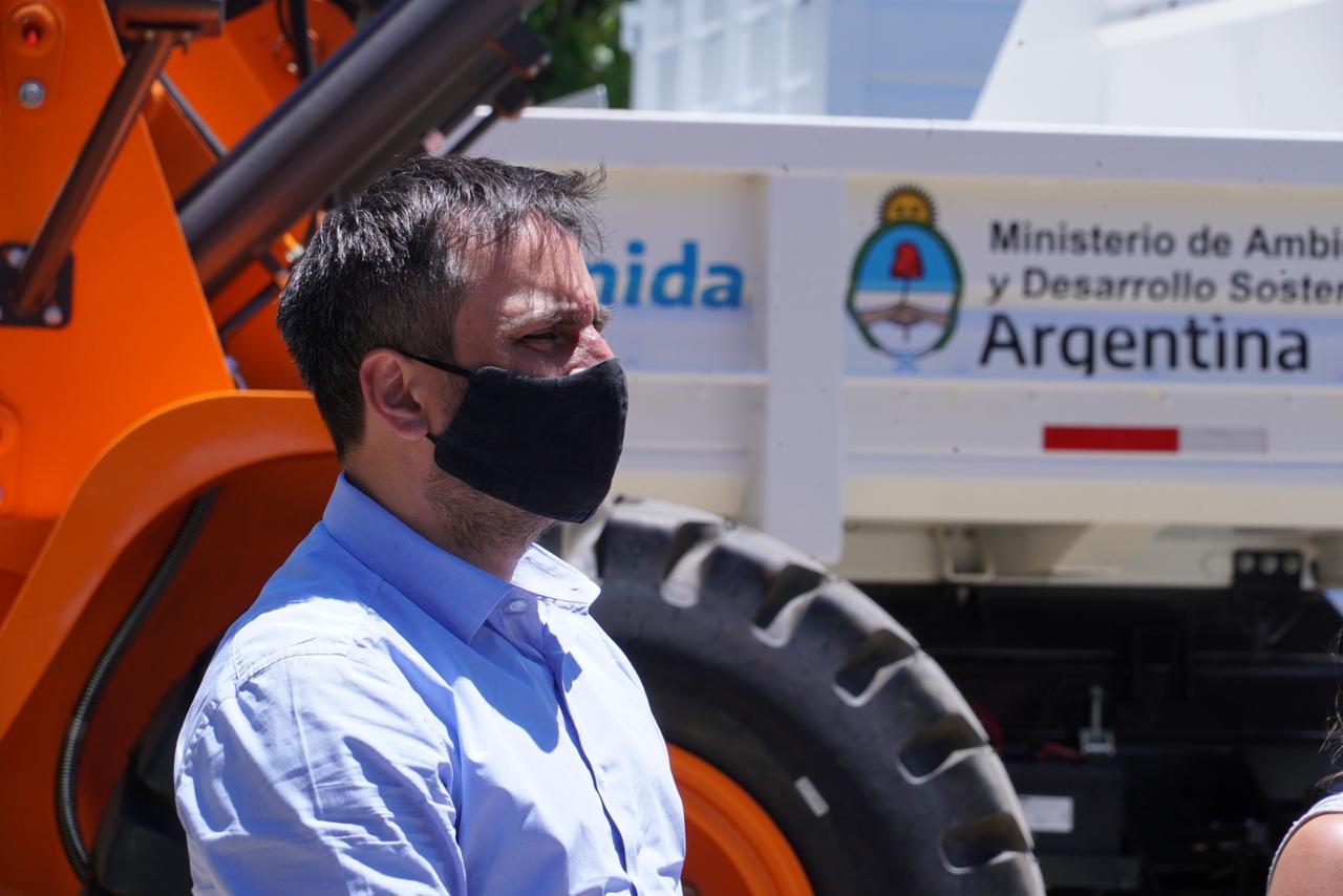 El Ministerio de Ambiente otorgó equipamiento en Luján para la gestión de los residuos